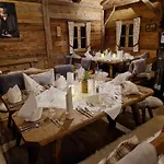 Hotel-restaurant Adler نوينبورغ أم راين