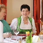 Hotel Hotel-restaurant Adler 2*