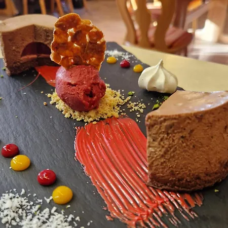 Отель Hotel-restaurant Adler 2*