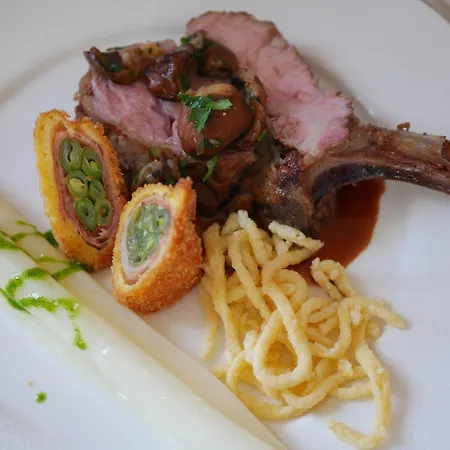 Отель Hotel-restaurant Adler 2*