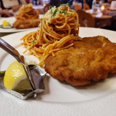 Hotel-restaurant Adler Отель Нойенбург-ам-Райн