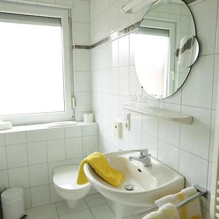 Hotel-restaurant Adler Otel 2*